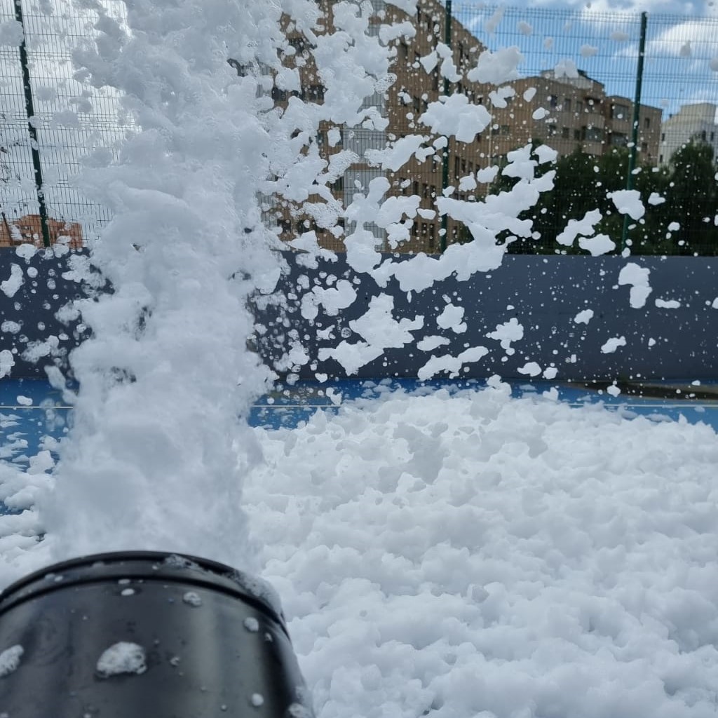 Cañón de espuma para eventos infantiles